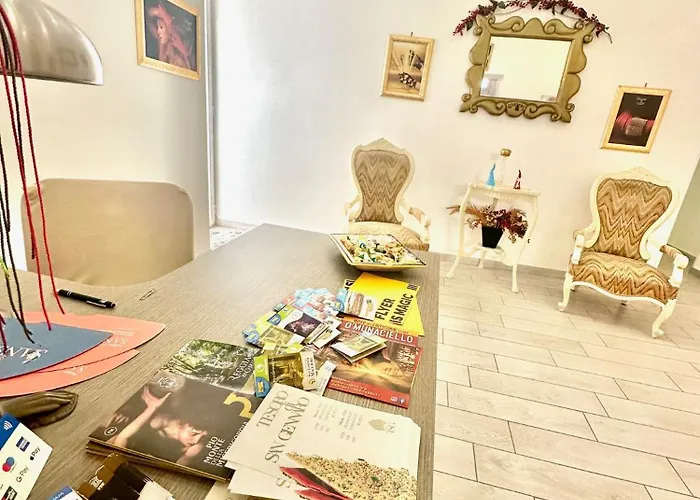 Gloves Rooms Napoli